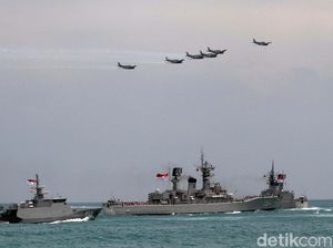 KSAL Bangga 48 KRI Ditampilkan di HUT TNI Ke-72 KSAL Bangga 48 KRI Ditampilkan di HUT TNI Ke-72