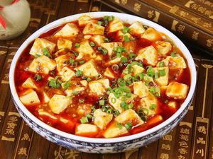 10 Makanan Lezat Super Pedas dari China yang Wajib Dicicipi (1) 10 Makanan Lezat Super Pedas dari China yang Wajib Dicicipi (1)