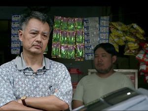 Jadwal Film di Bioskop Medan Hari Ini, Ada Cek Toko Sebelah 2 Jadwal Film di Bioskop Medan Hari Ini, Ada Cek Toko Sebelah 2