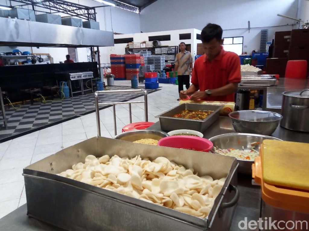 Akses Modal dan Bahan Baku Masih Jadi Tantangan UMKM RI Akses Modal dan Bahan Baku Masih Jadi Tantangan UMKM RI