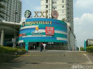 Polisi Cek Lokasi Kebakaran di Apartemen Cinere Bellevue