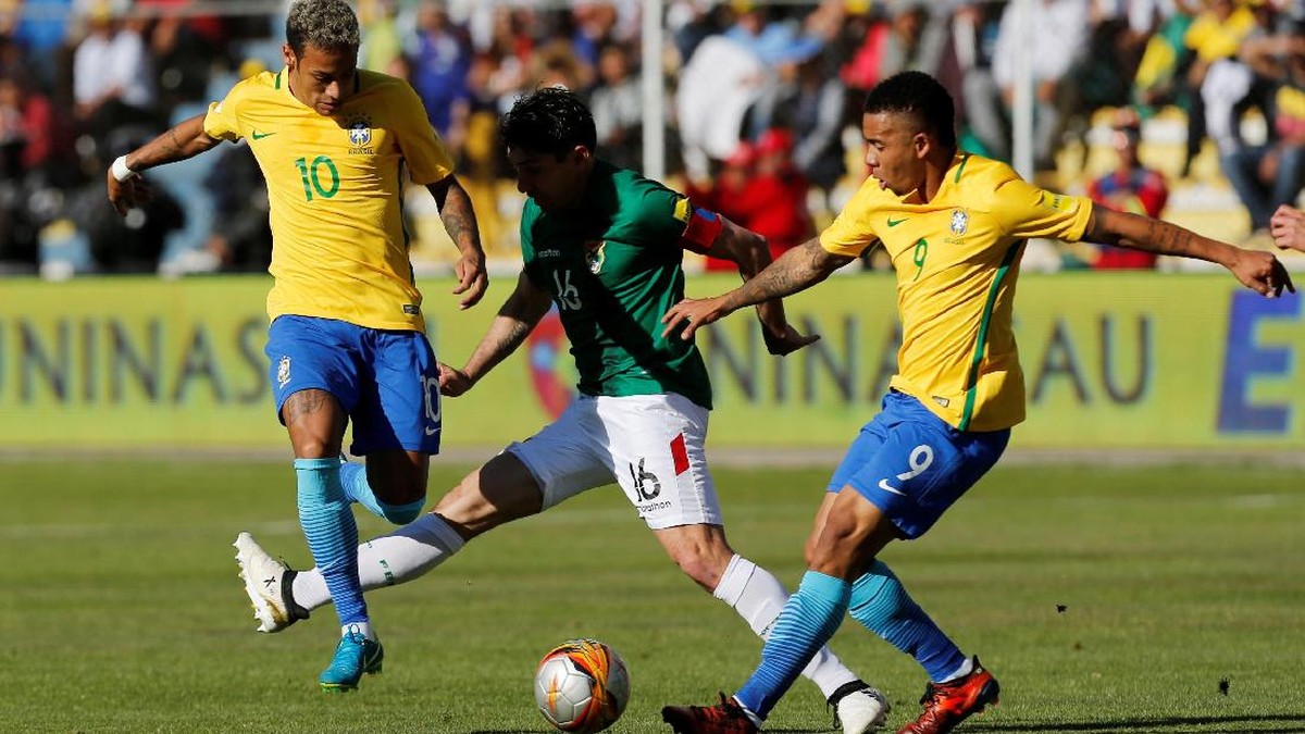 Neymar dan Gabriel Jesus tak sanggup menjebol gawang Bolivia (David Mercado/Reuters)