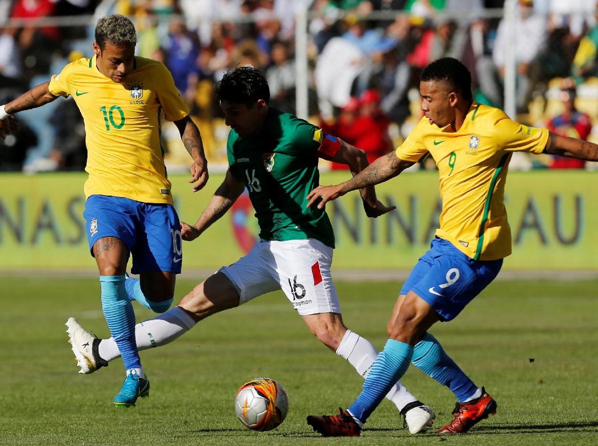 Pemain Brasil, Neymar dan Gabriel Jesus (Foto: David Mercado/Reuters)