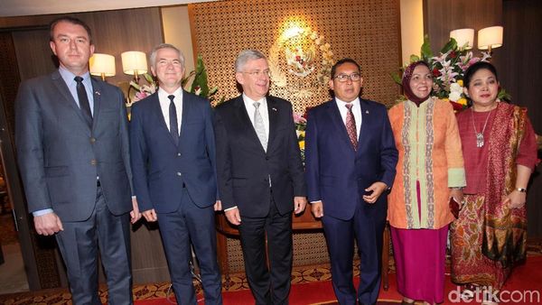 Fadli Zon Terima Kunjungan Ketua Senat Polandia