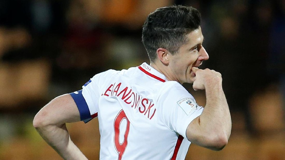 Robert Lewandowski (David Mdzinarishvili/Reuters)