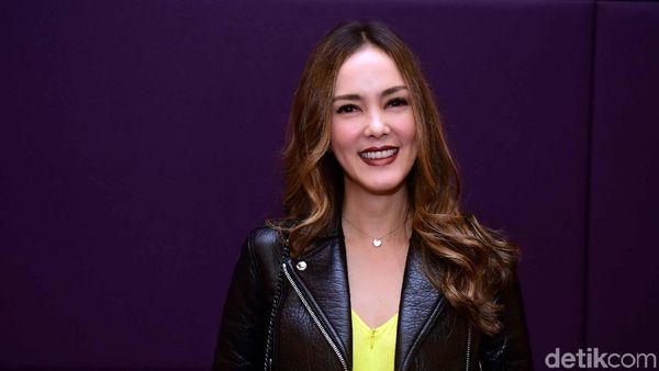 Cathy Sharon Makin Cantik Saja