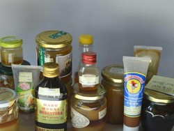 Sisa Pestisida Ditemukan pada Madu di Pasaran