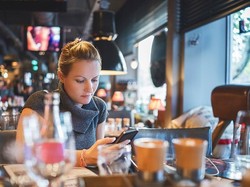 Kalau ke Restoran Ini Dilarang Pakai HP, Minum Soda hingga Minta Saus Tomat!