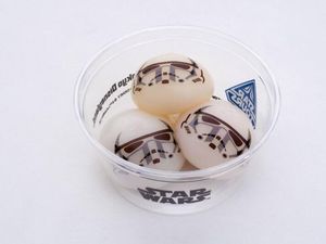 Keren! Mochi Isi Susu Karamel Berbentuk Stormtrooper Star Wars