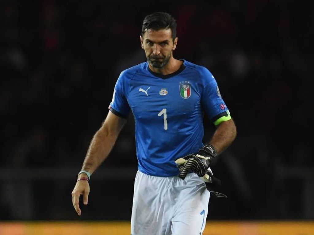 Menjadi Pemain atau Tidak, Buffon Masih Penting untuk Timnas Italia Menjadi Pemain atau Tidak, Buffon Masih Penting untuk Timnas Italia
