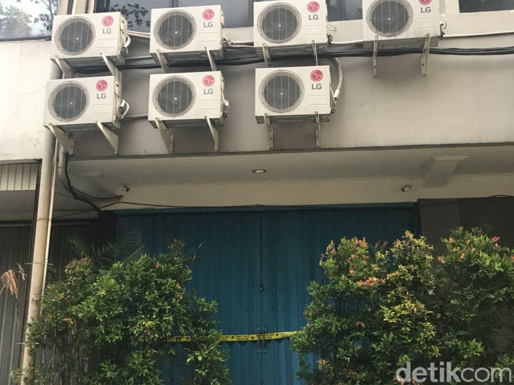 Belum Diperiksa, Pemilik Spa Gay Berada di Singapura Belum Diperiksa, Pemilik Spa Gay Berada di Singapura