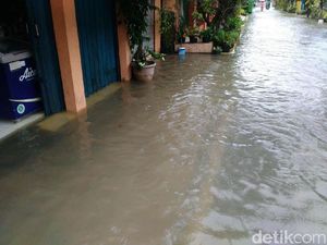 Banjir di Cilacap Akibat Cuaca Ekstrem