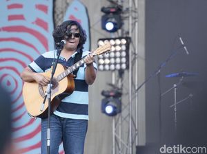 Melihat Aksi Panggung Float di Synchronize Fest 2017