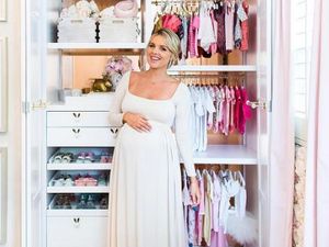 Ide Maternity Photo Shoot, Paling Suka yang Mana?