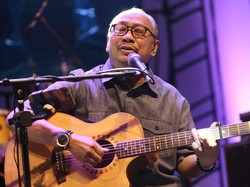 Chord Titip Rindu Buat Ayah Ciptaan Ebiet G. Ade dan Liriknya