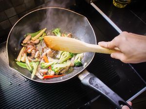 Cara Memasak Seperti Ini Bisa Berdampak Buruk Bagi Kesehatan