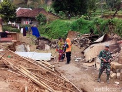Ini Diperlukan Warga Korban Pergeseran Tanah Takokak Cianjur