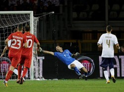 Mengendur Usai Unggul Jadi Penyebab Italia Gagal Menang