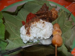 Berawal dari Sedekah, Nasi Jamblang Ini Kini Jadi Buruan Pelancong di Cirebon