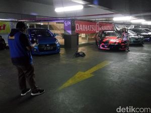 Model Seksi Ramaikan Kontes Modifikasi Solo