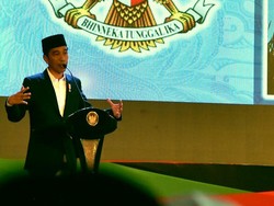Jokowi ke Anak-anak: Bila Orang Tak Dikenal Tawarkan Permen, Tolak!
