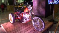 Melihat dari Dekat Ojo Dumeh, Motor Roda Tiga Hadiah Kustomfest