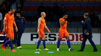 Belanda butuh kemenangan besar saat berhadapan dengan Swedia. Mereka sedikitnya butuh kemenangan dengan margin tujuh gol untuk lolos ke babak playoff. (Foto: Vasily Fedosenko/Reuters)