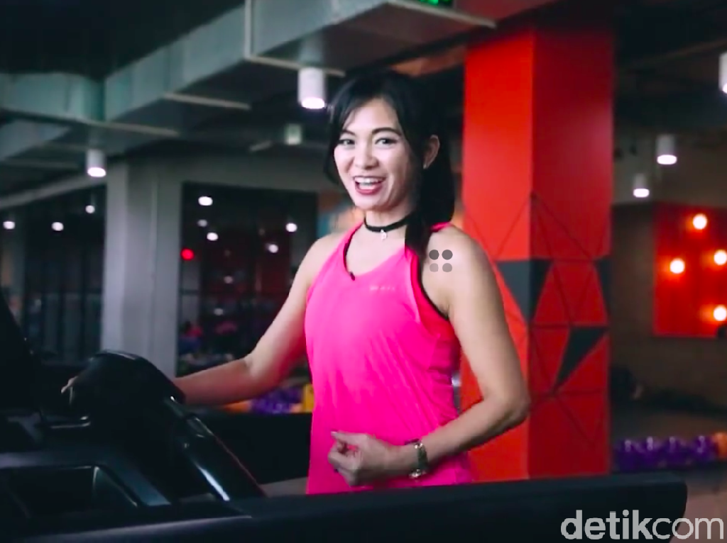 Mau Seperti Puspa Dewi di 10 Years Challenge? Ini Tips Biar Awet Muda Terus Mau Seperti Puspa Dewi di 10 Years Challenge? Ini Tips Biar Awet Muda Terus
