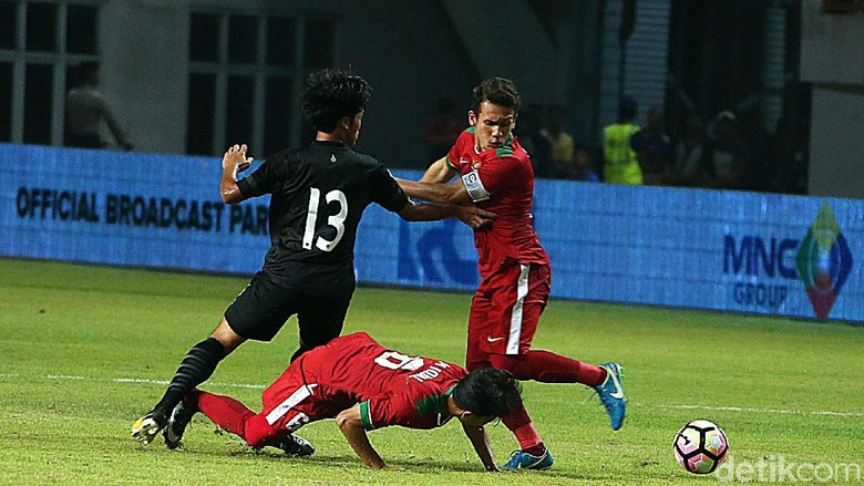 Indonesia Bekuk Thailand 3-0 Indonesia Bekuk Thailand 3-0