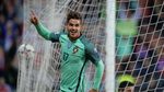 Ronaldo Main, Bikin Gol, dan Portugal Menang