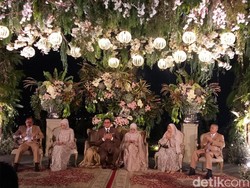 Laudya Cynthia Bella dan Engku Emran Jatuh Cinta pada Pandangan Pertama