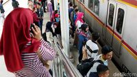 Warga Mulai Buktikan Kenyamanan Stasiun Bekasi Timur
