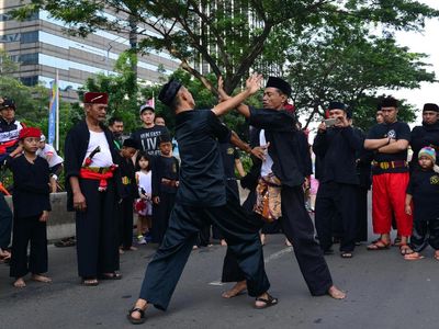 Aksi Pencak Silat Tolak Penyesatan Soal Informasi Susu