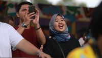 Tercyduk! Wajah Bahagia Penonton Synchronize Fest Nonton Kahitna Bareng Pasangan