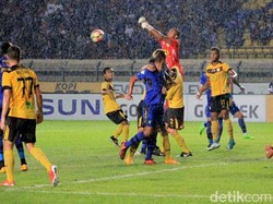 Duel ini berlangsung seru, terutama pada babak kedua. Sayang, tidak ada gol yang tercipta meskipun pertandingan menarik untuk disaksikan.
