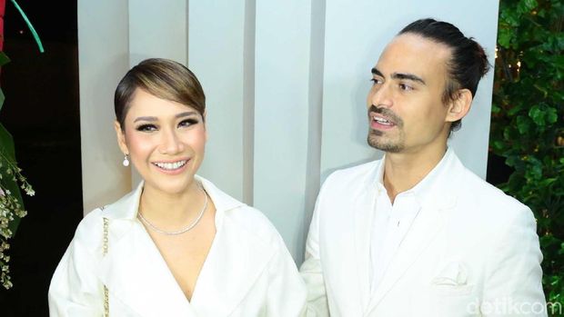 Ashraf Sinclair dan Bunga Citra Lestari