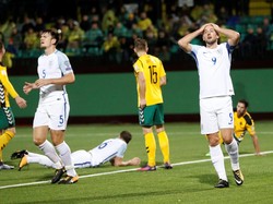 Inggris Tak Cemerlang, tapi Solid