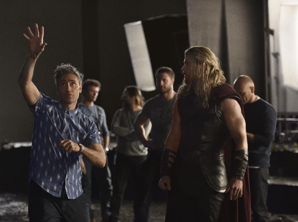 Sutradara Thor: Ragnarok Tak Tertarik Garap Cerita Star Wars Sutradara Thor: Ragnarok Tak Tertarik Garap Cerita Star Wars