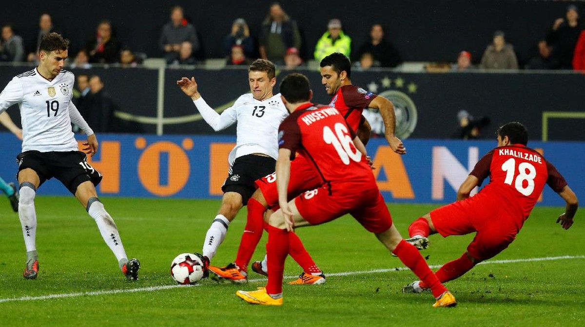 Jerman menang 5-1 atas Azerbaijan di laga terakhir Kualifikasi Piala Dunia 2018 (Foto: Kai Pfaffenbach/Reuters)