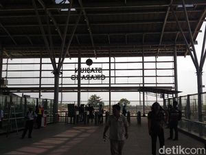 Top! Manggarai-Cikarang Cuma 1 Jam Pakai KRL