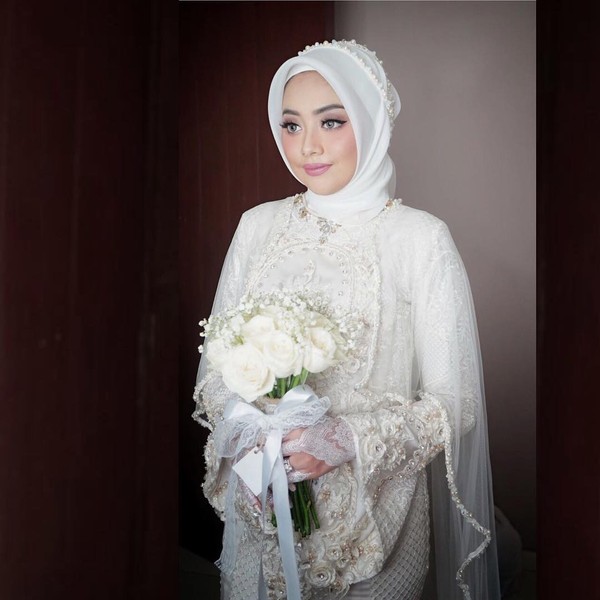 Tutorial Hijab Pengantin Sederhana