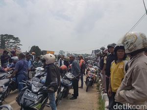 Tolak Ojek Online, Ratusan Opang Datangi DPRD Banten Tolak Ojek Online, Ratusan Opang Datangi DPRD Banten