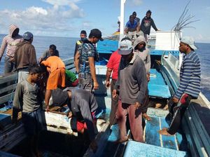 Bakamla Tangkap Kapal Illegal Fishing di Perairan Halmahera