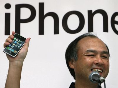 Pria Ini Dulu Melarat, Kini Hartanya Rp 302 Triliun