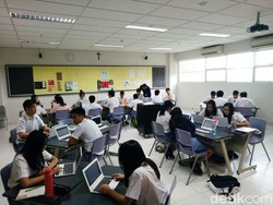 Sekolah Ini Punya Ruang Kelas Google