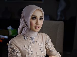 Resepsi Kedua, Laudya Cynthia Bella Cantik dengan Makeup Bernuansa Nude Resepsi Kedua, Laudya Cynthia Bella Cantik dengan Makeup Bernuansa Nude