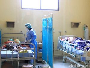 Pulang Haji, 8 Warga Kudus Terindikasi Terjangkit Virus MERS Pulang Haji, 8 Warga Kudus Terindikasi Terjangkit Virus MERS