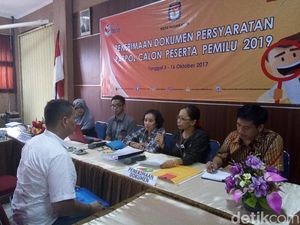 Di Solo, Berkas Partai Perindo Dikembalikan oleh KPU Di Solo, Berkas Partai Perindo Dikembalikan oleh KPU