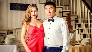 Sosok Pria China Penakluk Wanita Cantik Ukraina