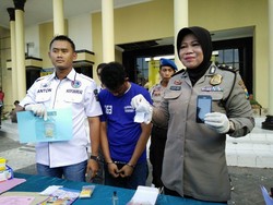 Kurir Narkoba Dicokok, 40 Butir Pil Ekstasi Disita